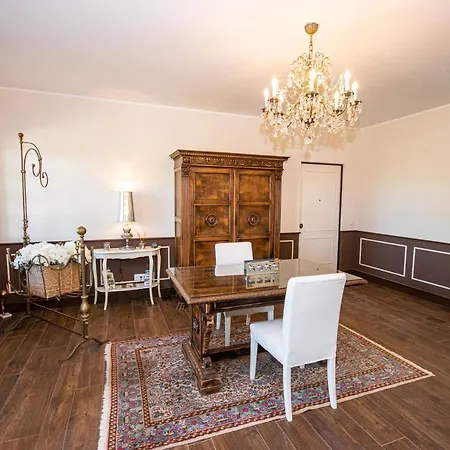 La Selva Apartment