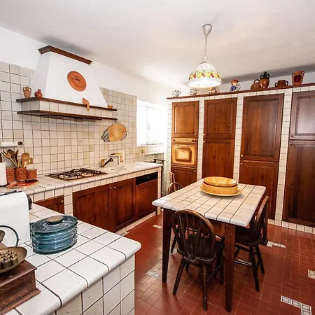 La Selva Apartment *